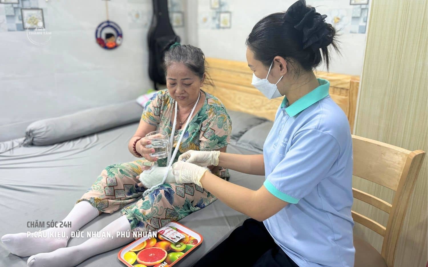 Chăm người bệnh tại nhà - Phường Đức Nhuận