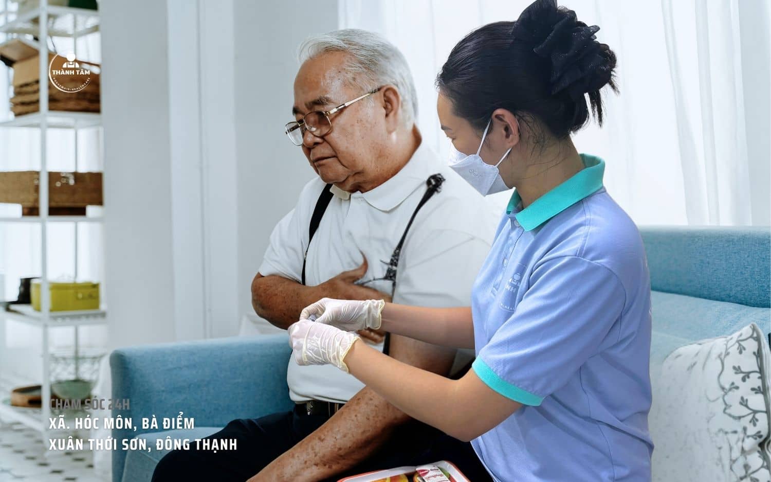 Gia đình ở xã nào cũng có thể thuê người chăm ông bà tại nhà