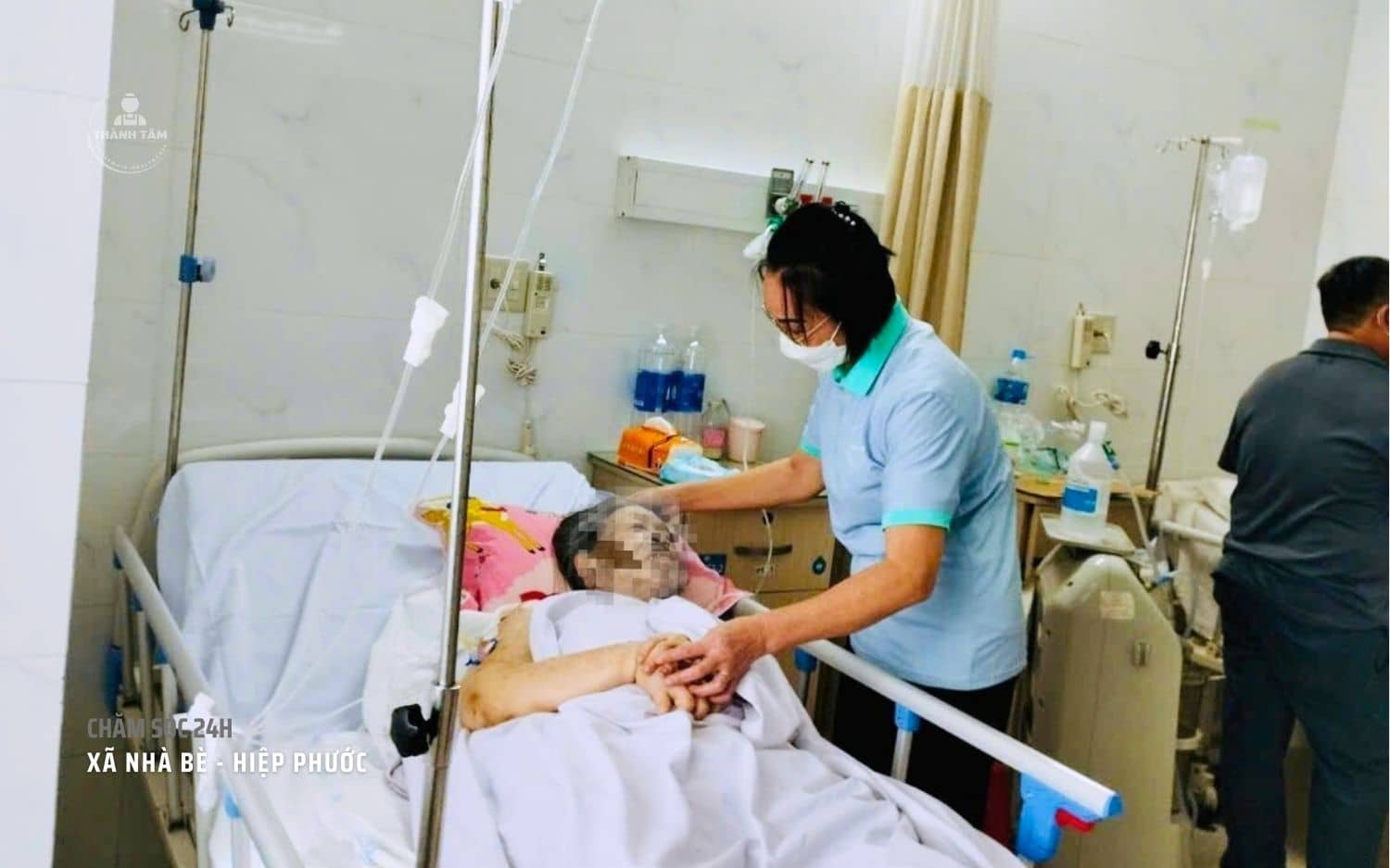 Thành Tâm Care - Chăm sóc người bệnh chuyên nghiệp tại bệnh viện Nhà Bè