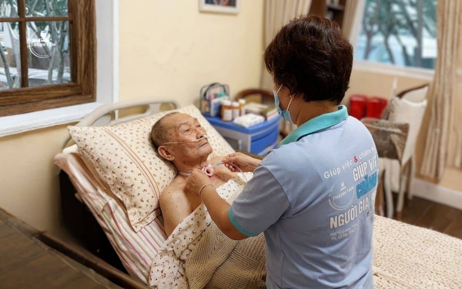 Trường hợp nặng nhiều đờm nhớt phải mở khí quản hút đờm